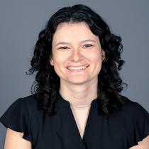 Dr. Alexa Singer Headshot