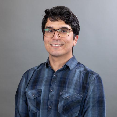 Daniel Fredes García Headshot