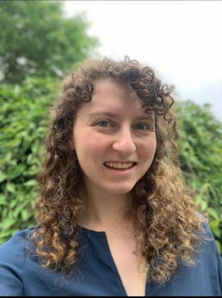Image of Amanda Izes